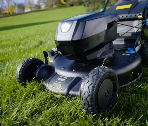 21 in. Super Recycler 60-Volt SmartStow Max Cordless Battery Walk Behind Mower 7.5 Ah Battery and Charger Included